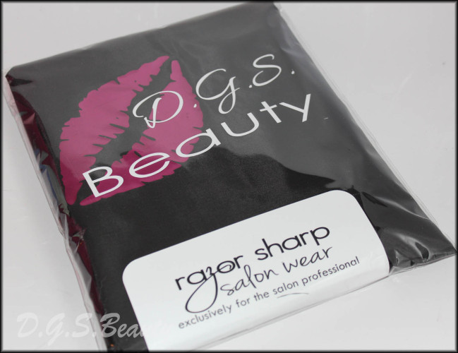 Razor Sharp Salon Wear Cape Review