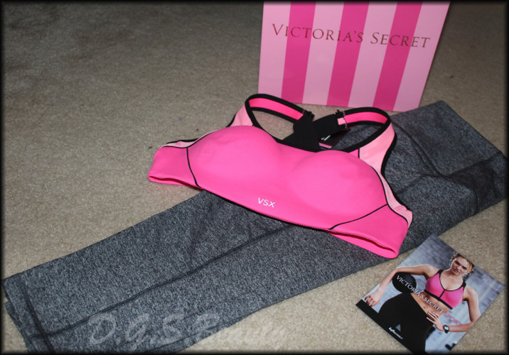 Victoria's Secret Sport VoxBox Unboxing September 2014 #VSSportBra 