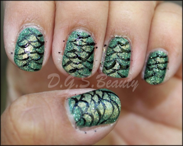 *Update* Hello, 2016! and NOTW: DIY Nail Art Mermaid Nails